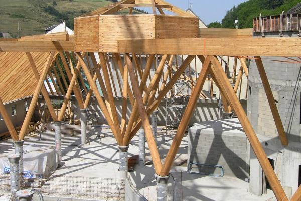 Lamelle Colle Batiments industriels bétons bois Construction